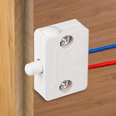Выключатель мебельный на открытие/закрытие дверей 220V 1А белый